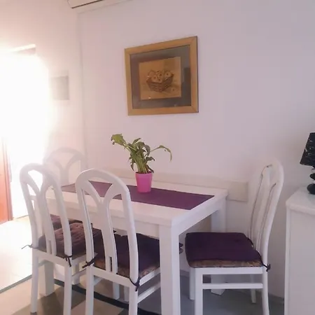 Lavanda Apartment Klenovica